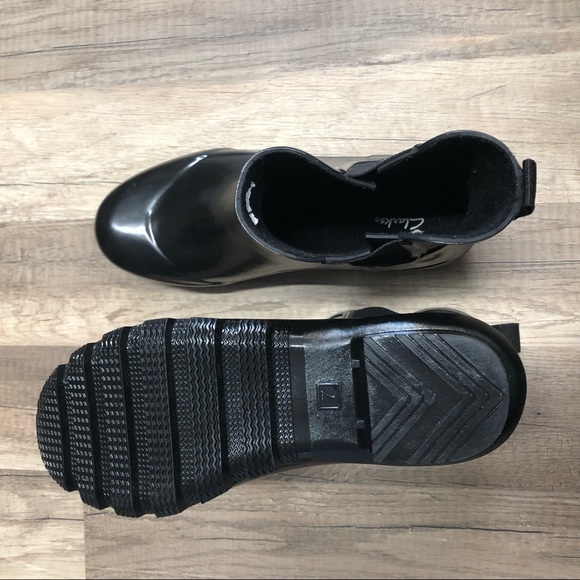 NWOT Clarks | Short Rain Boots - Picture 7 of 7
